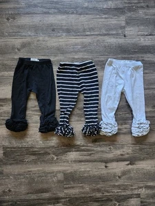 Paquete de pantalones legging con volantes Boutique de 18 meses - Imagen 1 de 3