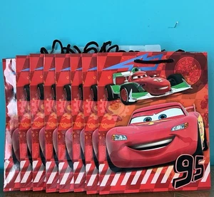 Disney Pixar Cars 8 bolsas de regalo Lightning Mc Queen 8”x 9,5”x 4” - Imagen 1 de 10