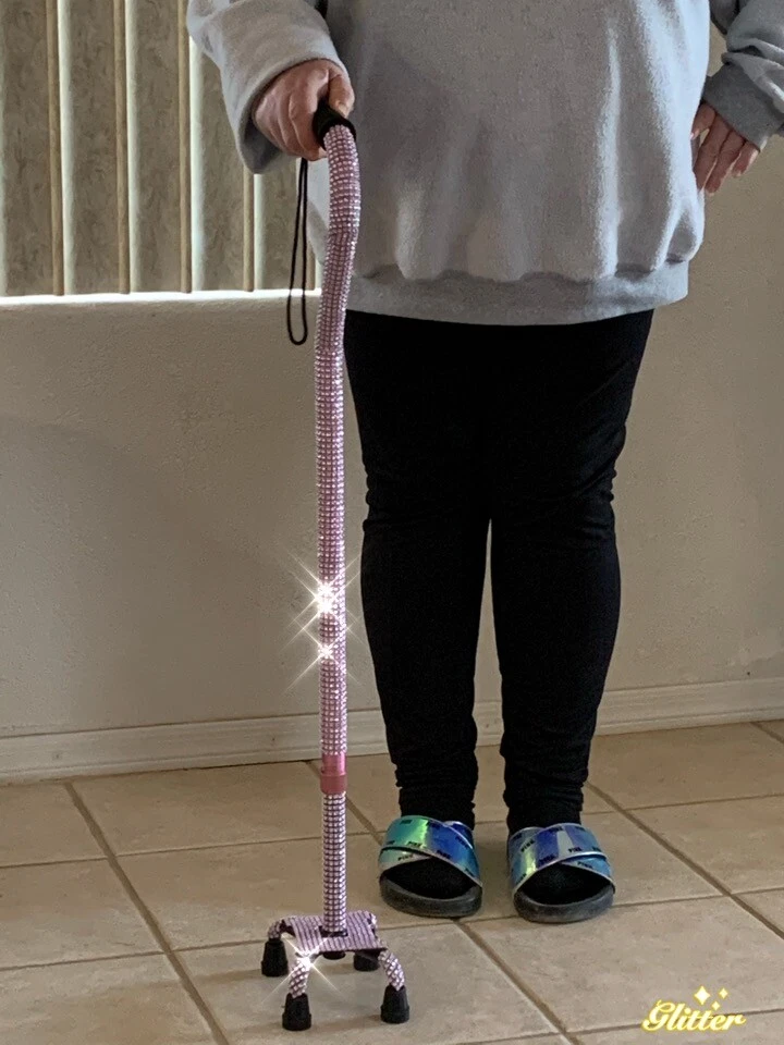 Bastón cuádruple de diamantes de imitación rosa. Lujo, brillante. Ajustable 29.5"-39.5" Foto 1 de 4