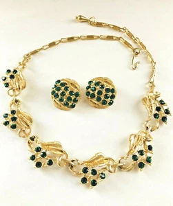 Vintage STAR Emerald Green Rhinestone Gold Tone Necklace & Clip Earrings Set - Bild 1 von 9