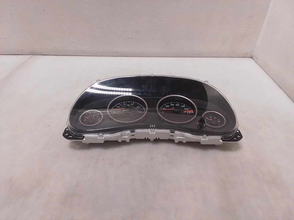 吉普 JK 牧马人 47K 英里速度计集群 68273240AA 2015-2018 147370 — 第 1/4 张图片