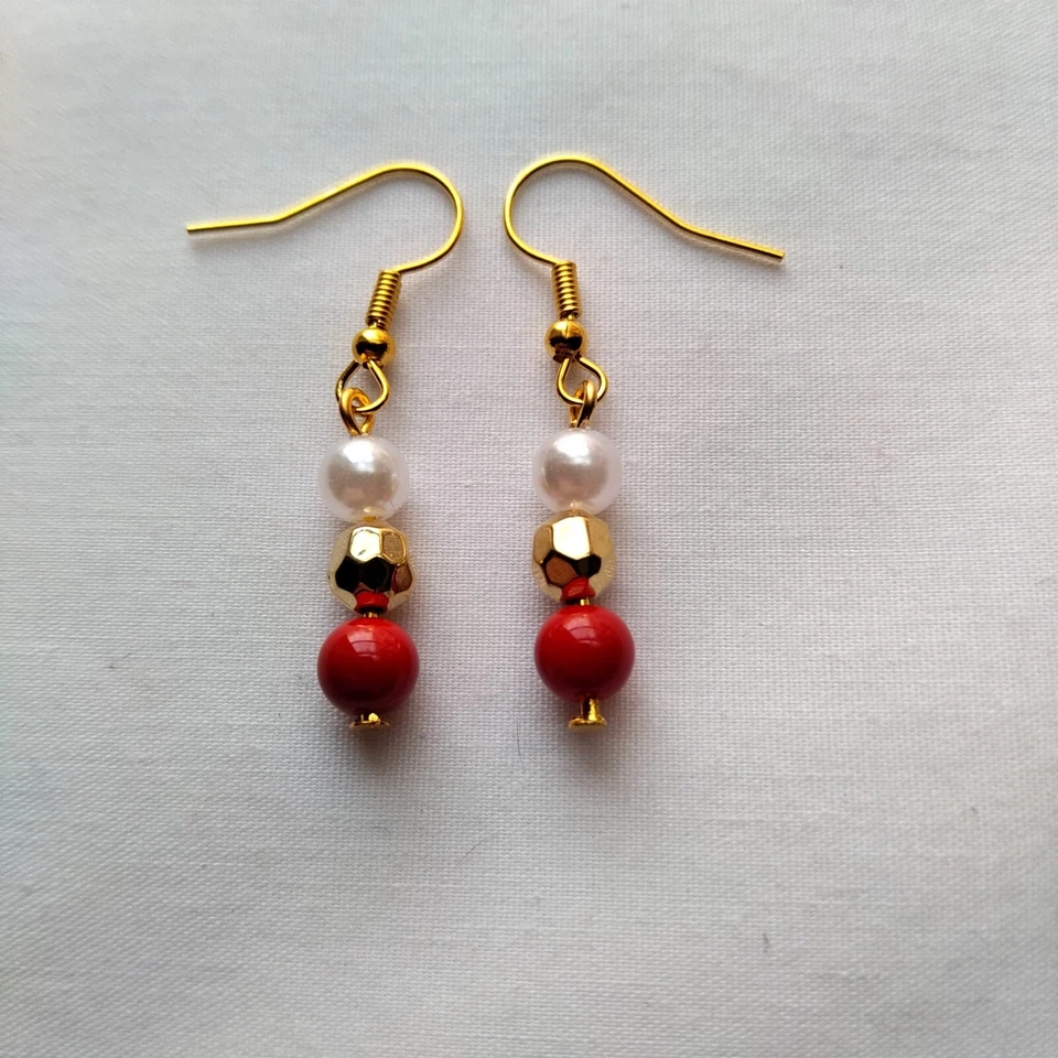 Kansas City Chiefs NFL Dangle Hook Earrings White Red Gold Color Beads Artisan - Image 1 of 1