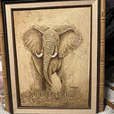 Wayne Cooper Elefante óleo sobre lienzo (20 pulgadas de alto x 16 pulgadas de ancho) Foto 1 de 4