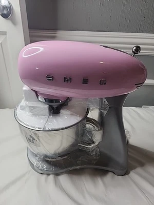 New Factory Sealed Smeg 50's Retro Style  Gray Stand Mixer SMF03GRUS - Image 1 of 4