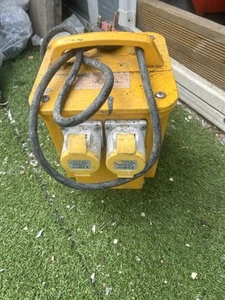 110V Power Tool Transformer 2 x 16A socket. 3.3 KVA Rating - Picture 1 of 2