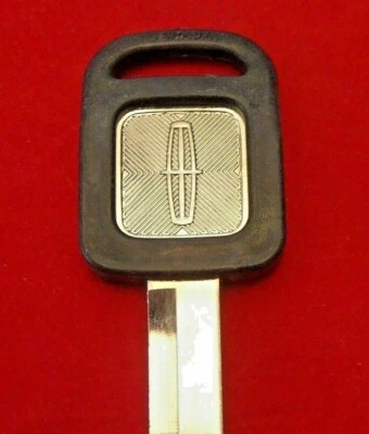 LLAVE EN BLANCO con logotipo OEM de Lincoln para Continental 1985-96; Town Car, Mark VIII 1993-96 Foto 1 de 3
