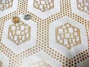 48 Zoll Polyesterwäsche SPITZE TRANSPARENT Elfenbein DRAPIERSTOFF Neu GEOMETRISCH Modern - Bild 1 von 1