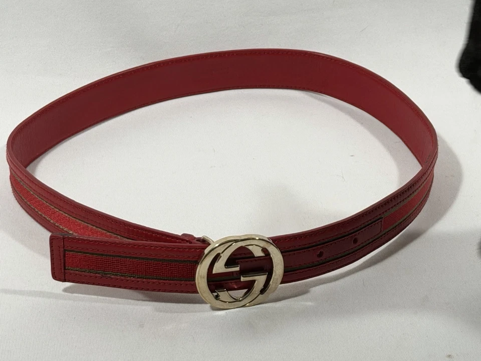 RARO Cinturón Gucci Rayas Mujer 26"-28" Cuero Rojo/Verde 75-30-037-1766-1371 Foto 1 de 4