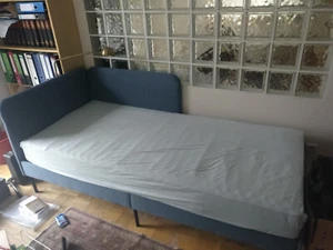 bett 140x200 mit matratze und lattenrost - Bild 1 von 1