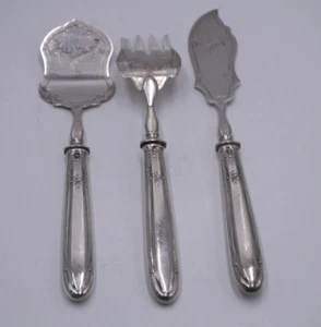 SERVICE A HORS D OEUVRES 3 PIECES MANCHES ARGENT DECOR LOUIS XVI - Picture 1 of 6