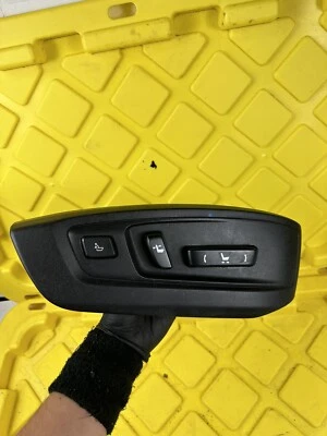 LEXUS ES350 ES300H 2013-2018 interruptor de asiento delantero derecho panel moldura OEM Foto 1 de 4