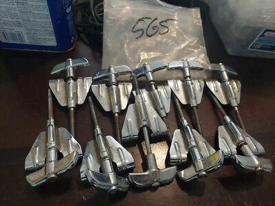 Roger's  Rods 3.5" With Claws - Image 1 of 3