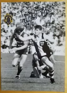 1997 ROBERT HARVEY ST KILDA HAND SIGNED B&W PHOTO & FREE REPLICA BROWNLOW MEDAL - Foto 1 di 2