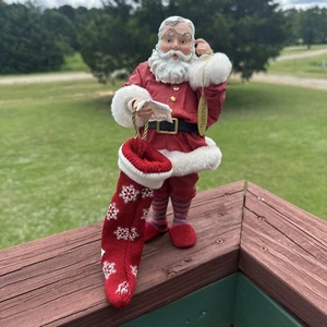 Possible Dreams Clothtique "Sock It To Me Santa!" Christmas Figurine #713706 - Picture 1 of 7