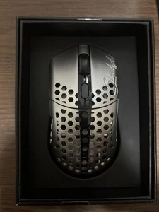 Finalmouse Starlight 12 Tenz S Gaming Maus Silber Gebraucht - Bild 1 von 3