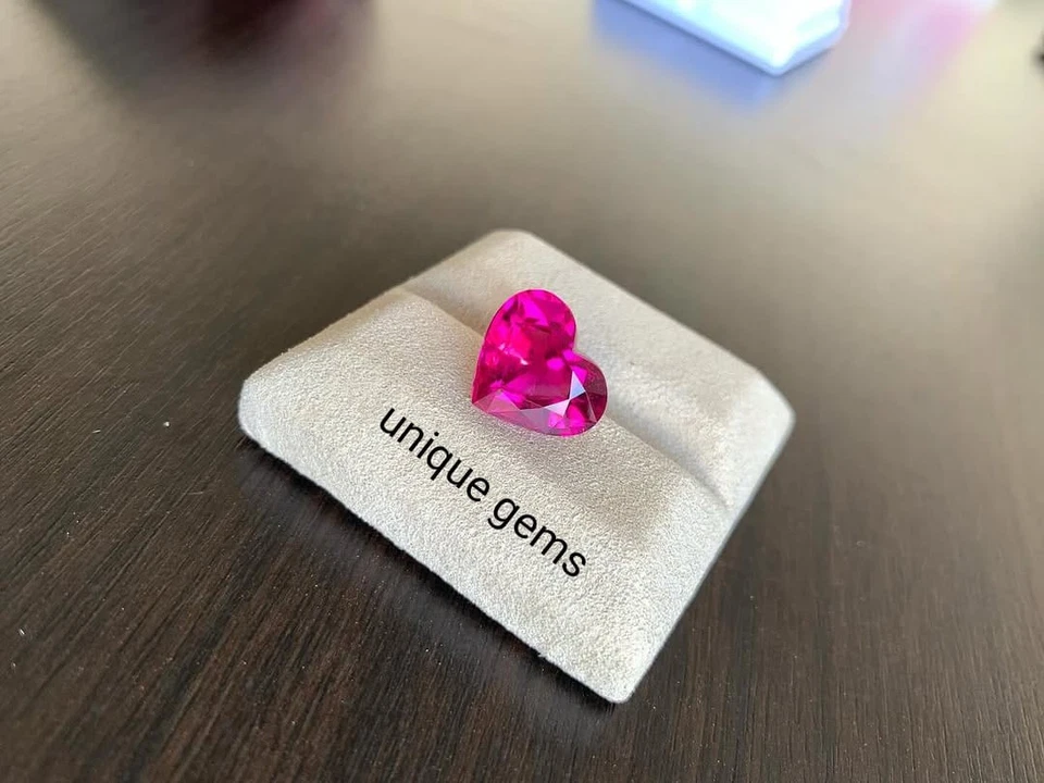 AAA+ 10 Ct Mozambique Pink Color Ruby 12MM Heart Cut VVS Loose Gemstone 2PCS - Image 1 of 4