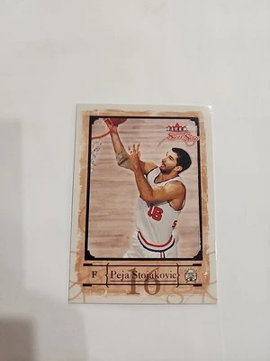 2004-05 Fleer Sweet Sigs Peja Stojakovic posição paralela 1/3 #17 ZM - Imagem 1 de 3