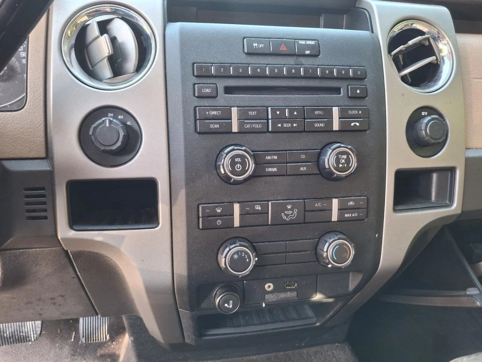 Unidad de control de temperatura manual Ford F150 2011-2012 - usada, OEM, bronceada Foto 1 de 1