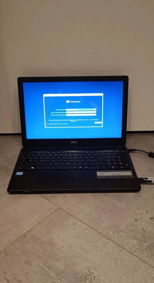 Acer Aspire E1-570 - Core i3 - Notebook Laptop - Bild 1 von 4