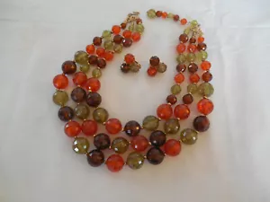 Vintage three strand lucite beaded statment necklace 20" w/matching earrings - Picture 1 of 7