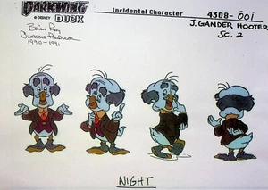 Estudio de Producción DARKWING DUCK FIRMADO BRIAN RAY Modelo Celular Copia Disney - Imagen 1 de 2