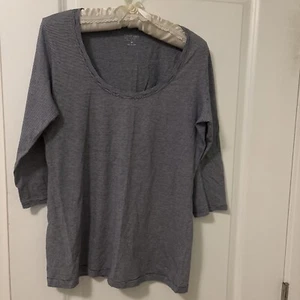 Calvin Klein Performance Top Womens Medium Navy Stripe Quick Dry Pullover-M-EUC - Picture 1 of 3