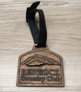 RED ROCK Country Club Arnold Palmer Signature Golf Course Metal Golf Bag Tag - Picture 1 of 2