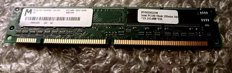 MICRON TECHNOLOGY HYMID01D36 32MB Intel PC100 SDRAM  (MT4LSDT464AG-10CB2 - Image 1 of 2