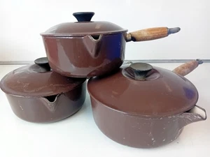 Sets of x3 Le Creuset Saucepans Brown with Wooden Handle Sizes 18 / 20 & 22 - Picture 1 of 5