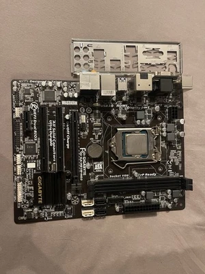 Intel Pentium G3250 3.2 GHz, Sockel LGA1150; Mainboard: Gigabyte GA-H81M-HD3 - Bild 1 von 2