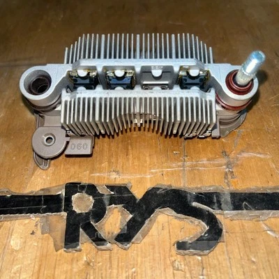 Alternador eléctrico rectificador de motor adecuado para Mitsubishi L200 1986-2001 Foto 1 de 4