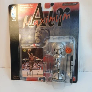 Michael Jordan Maximum Air Silver Edition 1999 Commemorative Series Figur BULLS - Bild 1 von 6