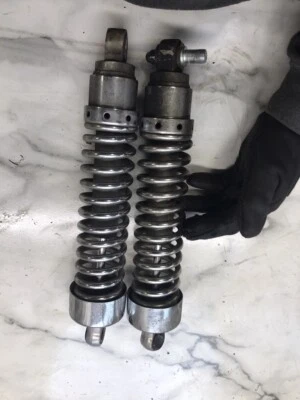 84 molas traseiras de sombra Honda VT500 VT 500  - Imagem 1 de 4