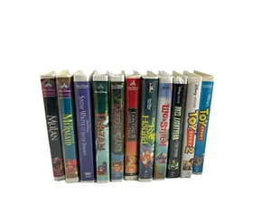Vintage Lot of 11 Disney VHS Movies Mulan Mermaid Toy Story Lion King Snow White - Bild 1 von 7