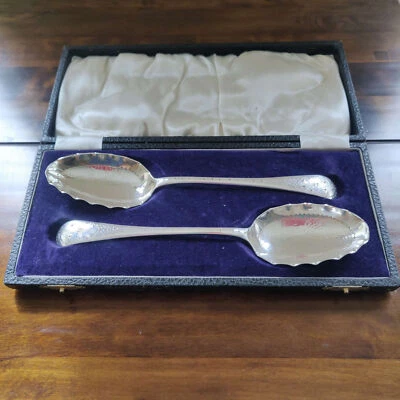 Cucharas victorianas (1844 1845) placa plata con sello Foto 1 de 4