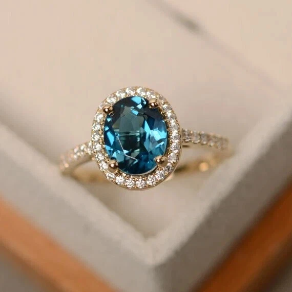 Anillo de compromiso de diamantes con topacio natural de corte ovalado de 2,30 quilates de oro amarillo de 14 quilates talla 8 Foto 1 de 4