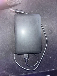 Toshiba HDTP220EK3CA 2TB USB External Drive With Cable - Afbeelding 1 van 2