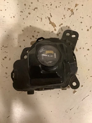 2015-2017 MAZDA CX-3 DRIVER LH FOG LIGHT OEM C61L-20380  TL - Изображение 1 из 3