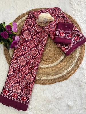 FANCY ORIGINAL JAPAN SILK SAREE WITH ZARI WORK RICH PALLU AND BLOUSE PIECE - Image 1 of 4