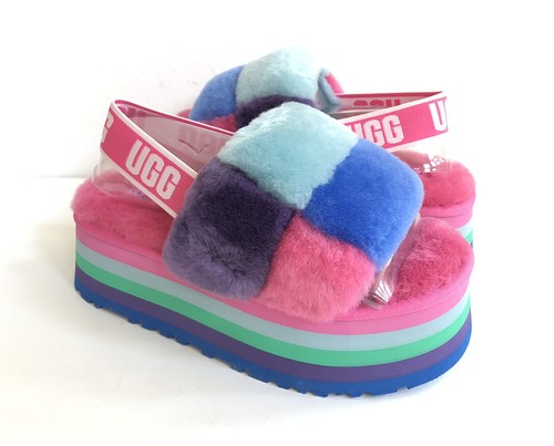 SANDALO UGG FLUFF YEAH DISCO CHECKER SLIDE PRIDE ARCOBALENO BLU US 7 EU 38 REGNO UK 5