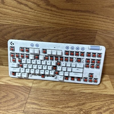 Logitech G713 Linear Mechanical Gaming Keyboard - White UNTESTED AS IS READ Red - Image 1 of 4