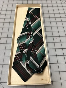 Vintage 1960s Tie IN BOX - Gilbert's Mishawaka, Indiana - Amazing Unworn style! - Picture 1 of 6