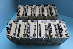 Yaskawa Servopack SGDS-08A12A 750w, 1pz, Spedizione Celere Gratuita - Foto 1 di 6