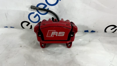 AUDI RS5 SPORTBACK 2018-2023 trasero derecho negro rojo pinza OEM Foto 1 de 4