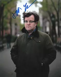 KENNETH LONERGAN.. Acclaimed Playwright and Director - SIGNED - Picture 1 of 1