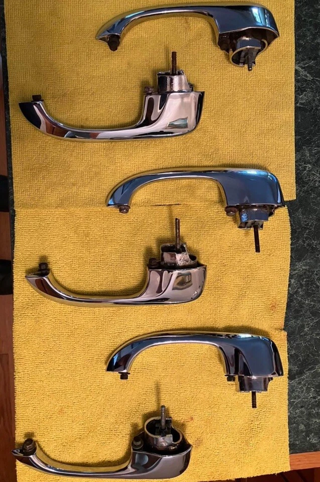 Par de manijas de puerta cromadas GTO Pontiac Judge Lemans 1968-1972 carrocería Foto 1 de 1
