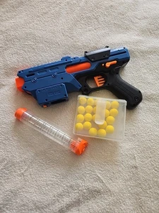 Nerf Rival Finisher XX-700 Blaster with 20 New Nerf Balls In belt clip box Rare - Picture 1 of 5