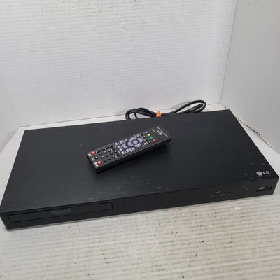 LG UBKM9 Ultra HD 4K 3D Reproductor Blu-ray/DVD con Control Remoto Foto 1 de 4