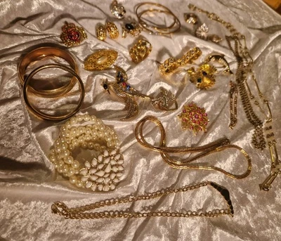 Konvolut Alter Modeschmuck Verwendbar Als Füllung Für Adventskalender - Bild 1 von 4