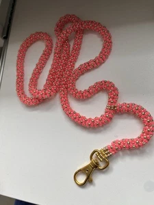Handgefertigte Perlen Rosa Gold Gewebt Rolle Rocailles Goldfarben Schlüsselband Ausweis Clip - Bild 1 von 4